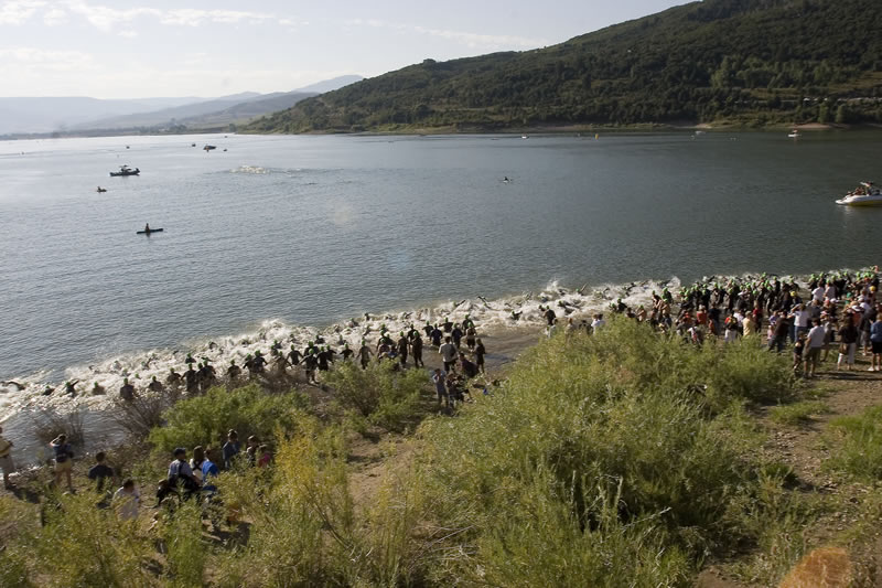 Goal Foundation Xterra championship triathalon start.